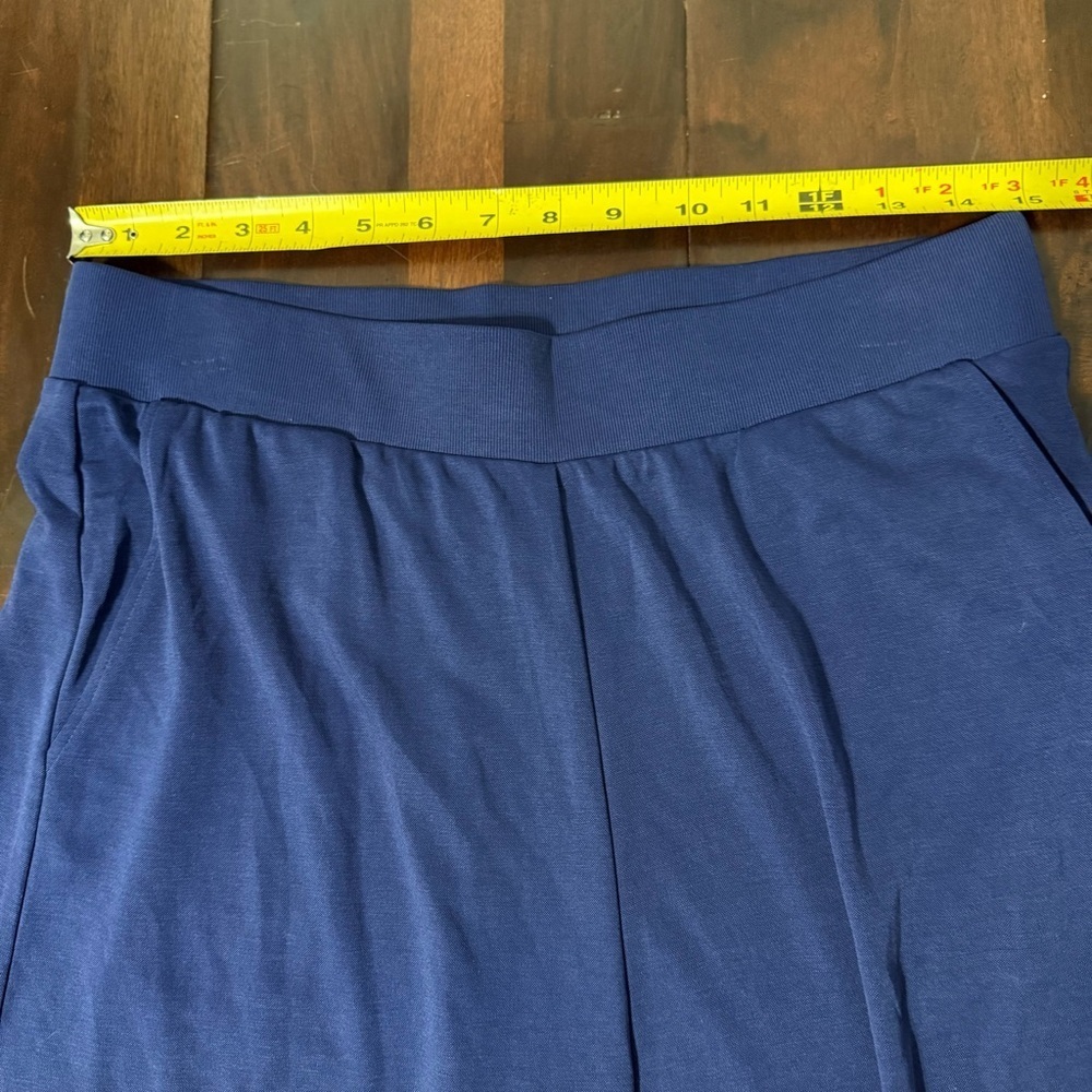 NWT Fabletics Kristin Pant Women’s Size Large Wide Leg Pockets Dark Blue - Picture 4 of 6